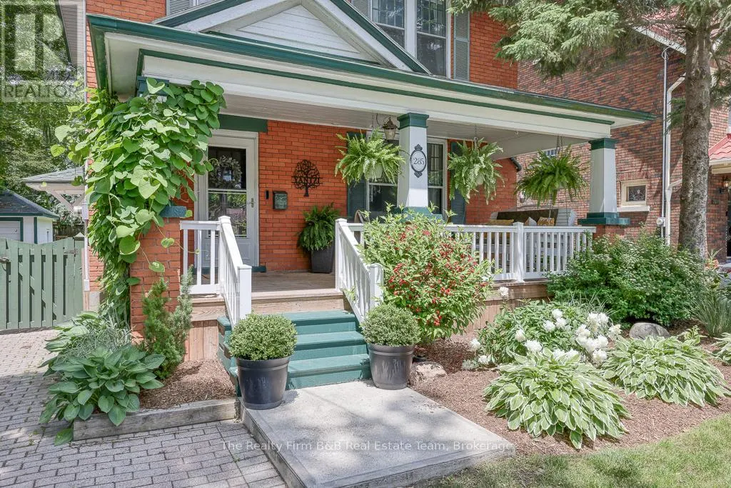 285 INGERSOLL AVENUE