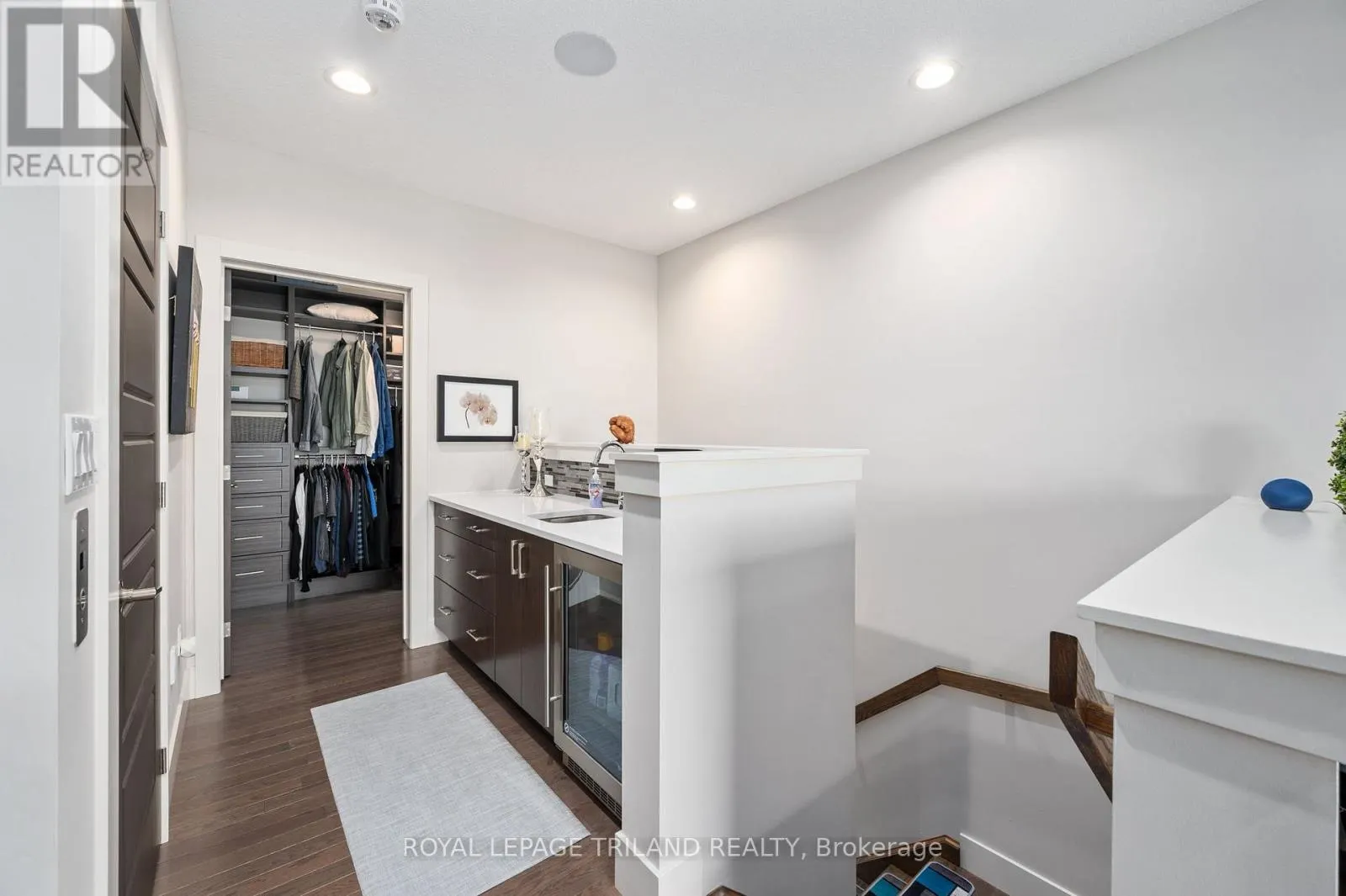 15 - 355 EDITH CAVELL BOULEVARD, #15
