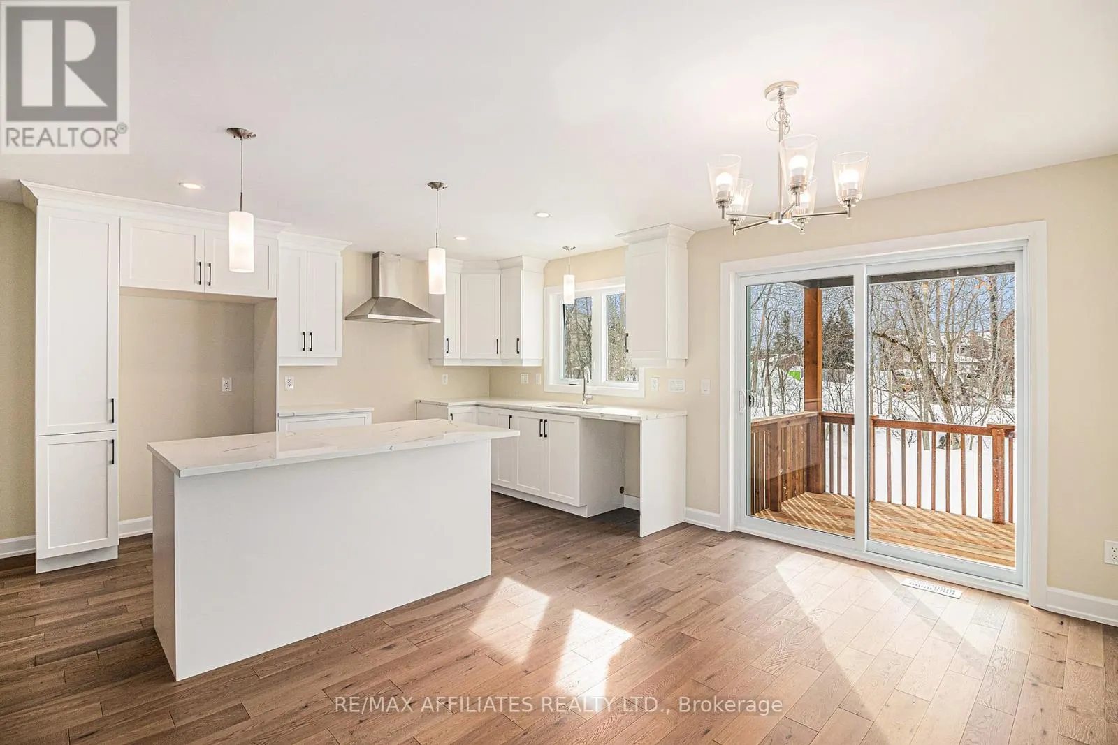 361 VOYAGEUR PLACE