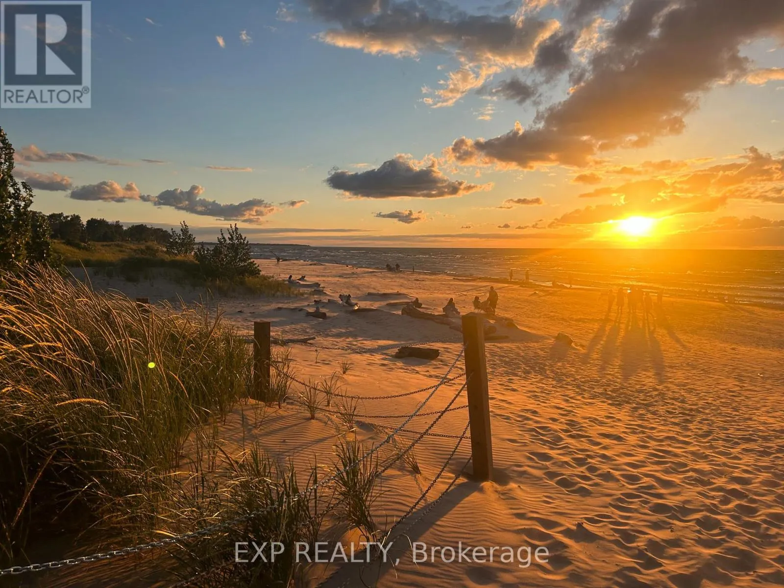 9995 PORT FRANKS ESTATES DRIVE