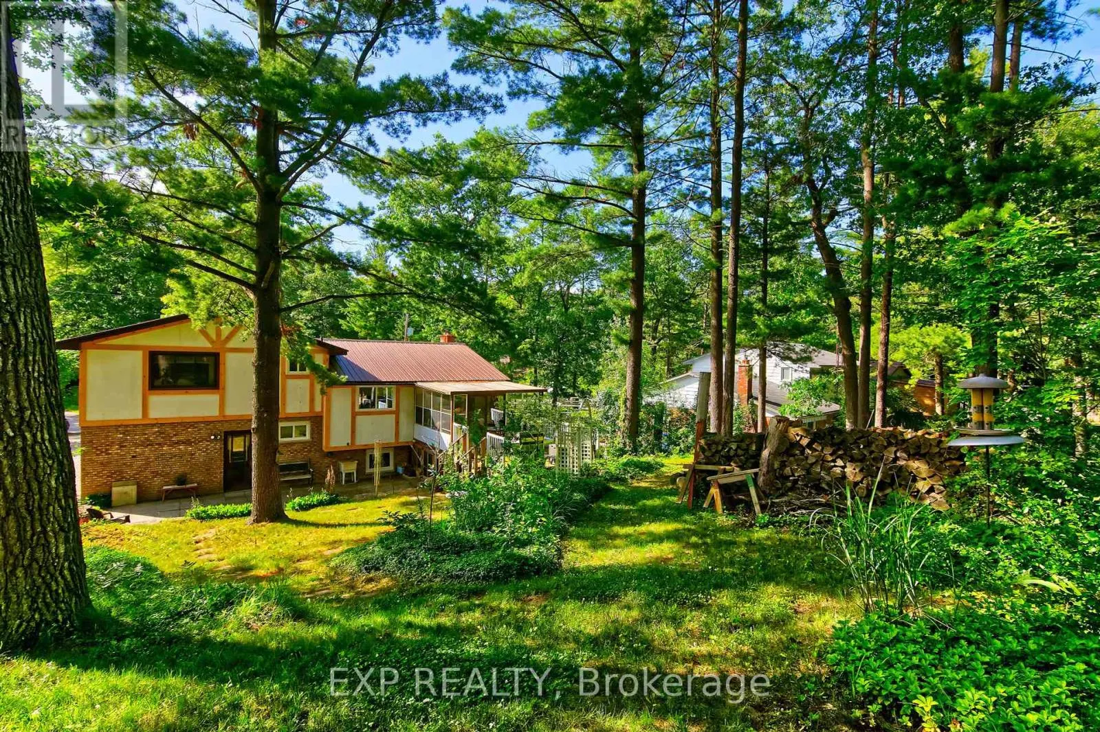 9995 PORT FRANKS ESTATES DRIVE