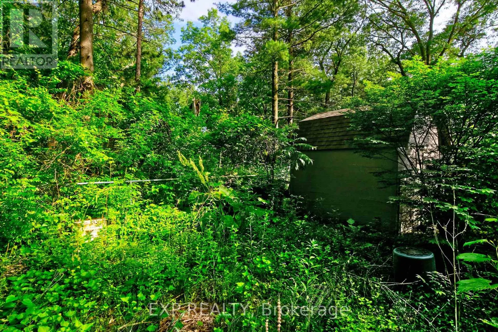 9995 PORT FRANKS ESTATES DRIVE