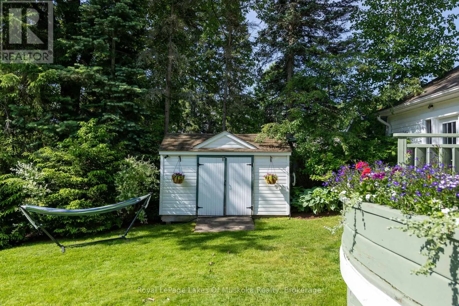 9 MOUNTVIEW AVENUE