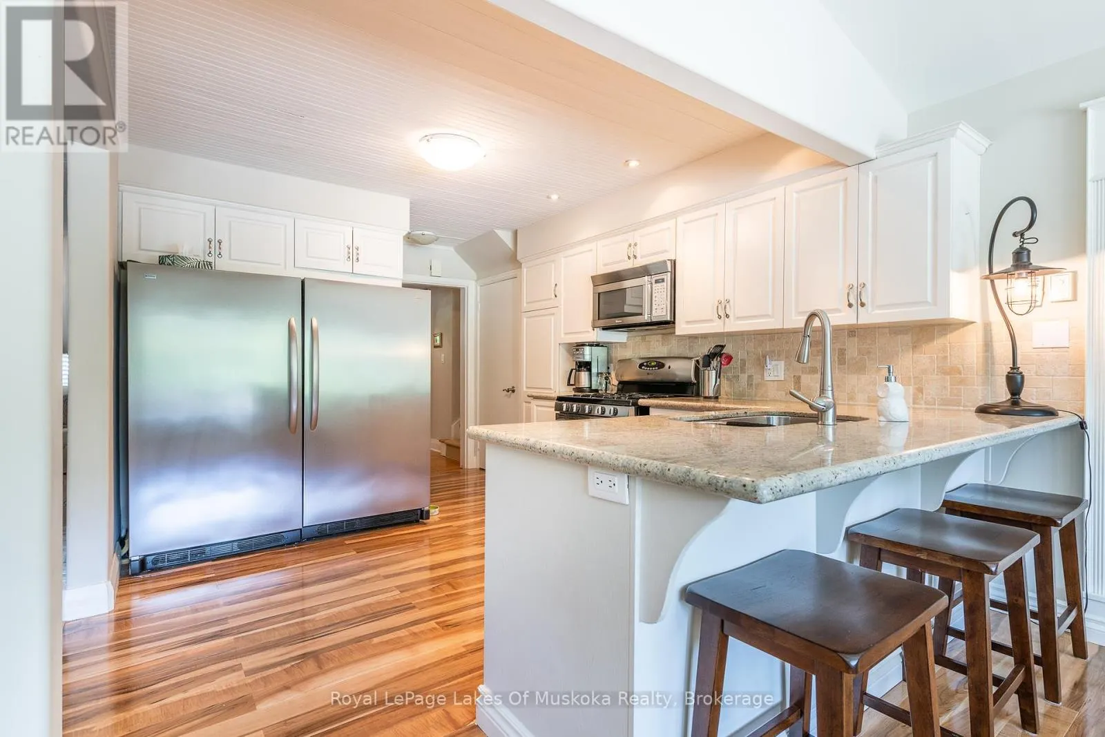 9 MOUNTVIEW AVENUE