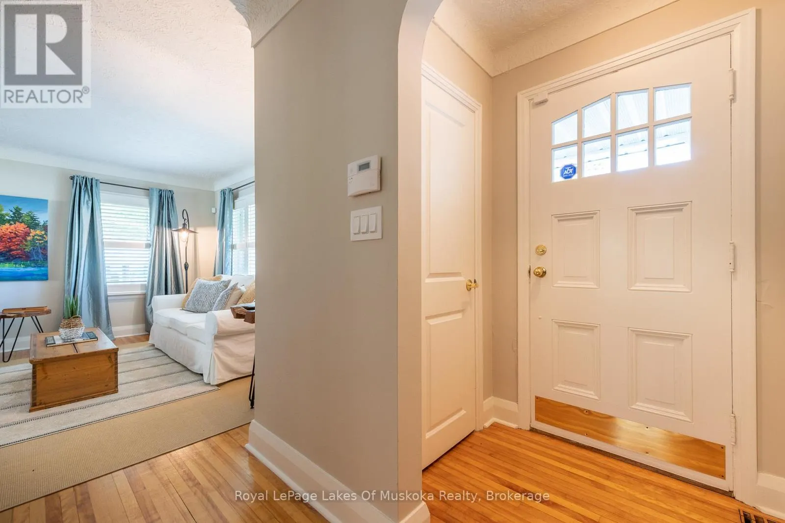 9 MOUNTVIEW AVENUE