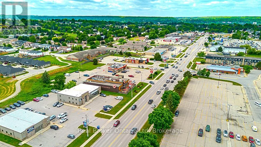 UNIT 2 - 1525 16TH STREET E, #Unit 2