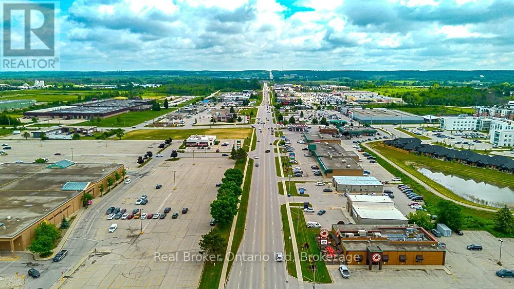 UNIT 2 - 1525 16TH STREET E, #Unit 2