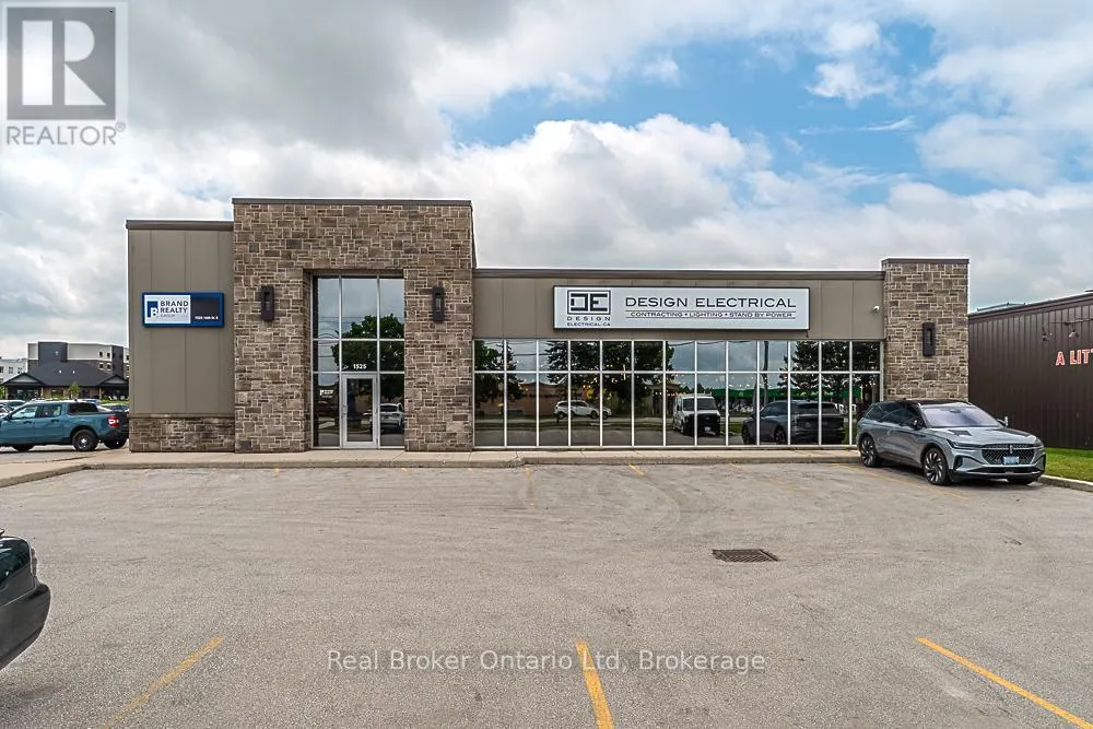UNIT 2 - 1525 16TH STREET E, #Unit 2
