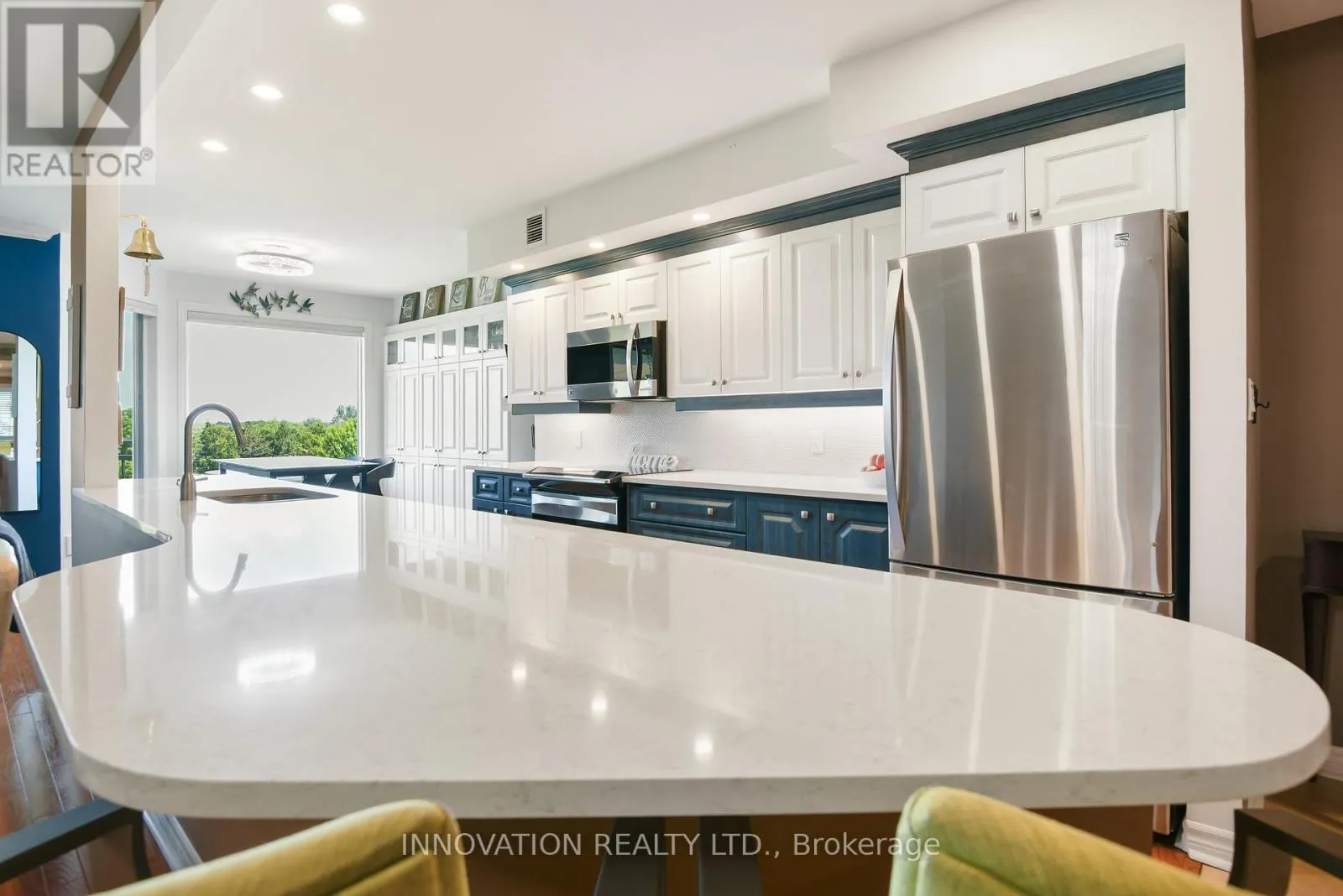 2C - 150 ROBSON COURT