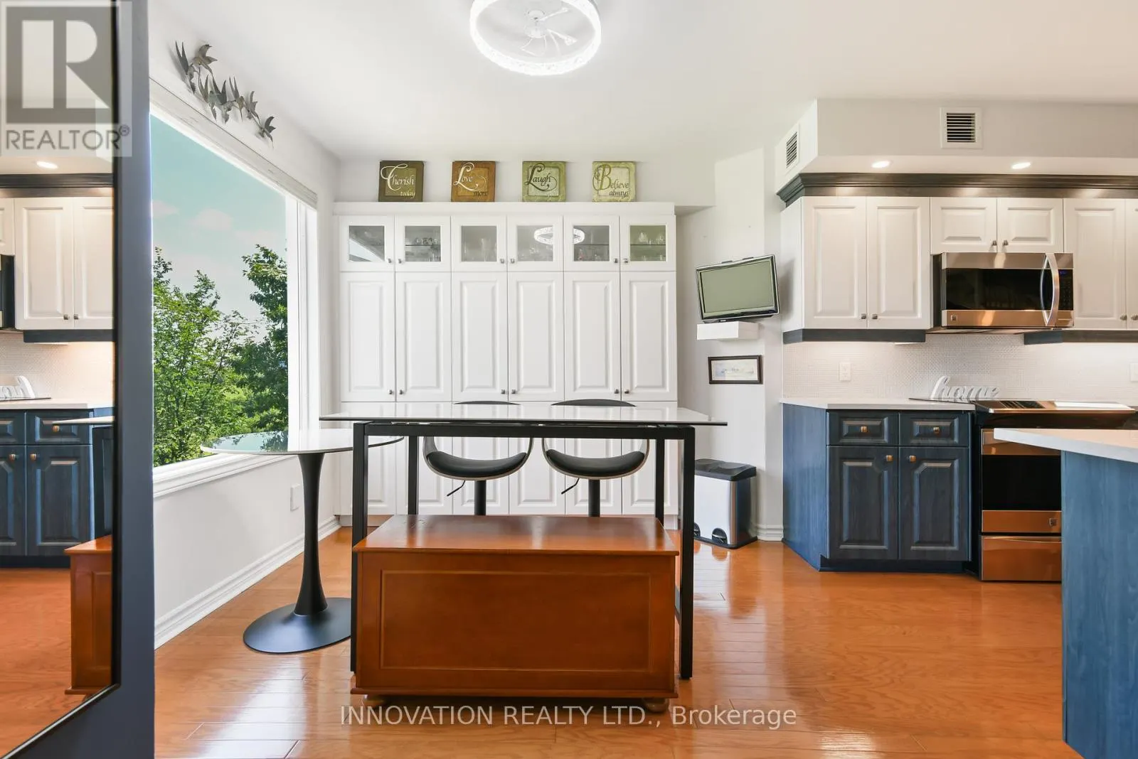 2C - 150 ROBSON COURT