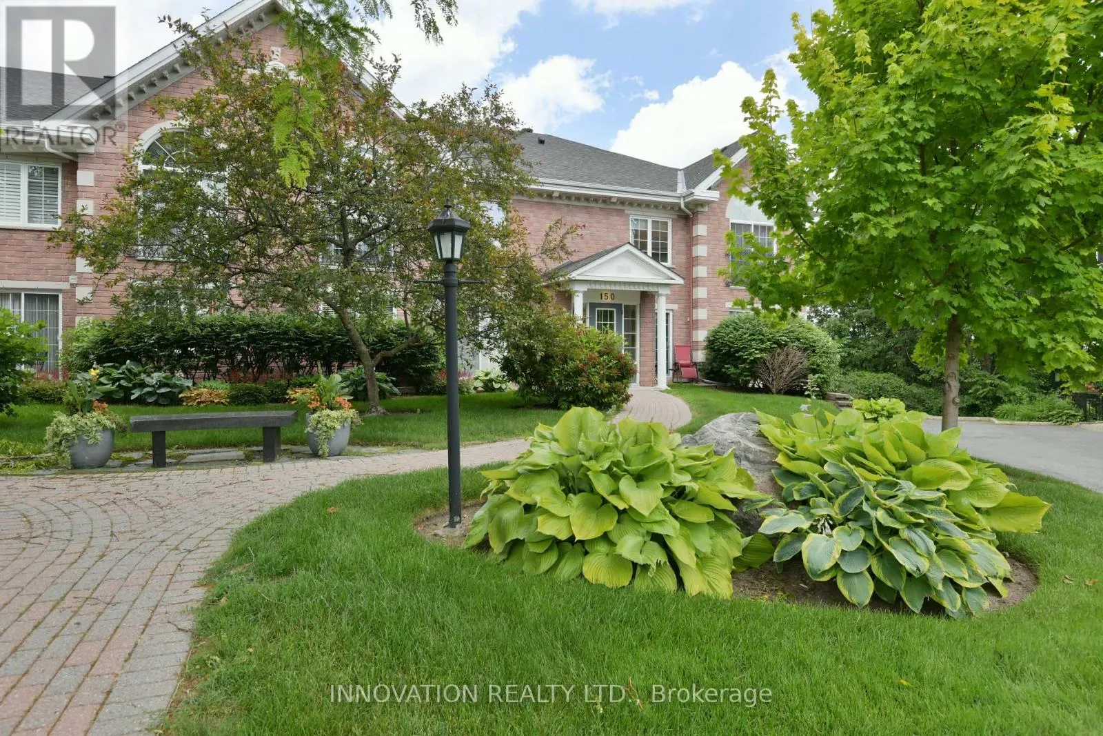 2C - 150 ROBSON COURT