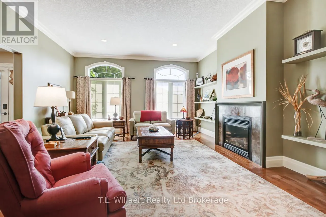 7 LYNDALE ROAD