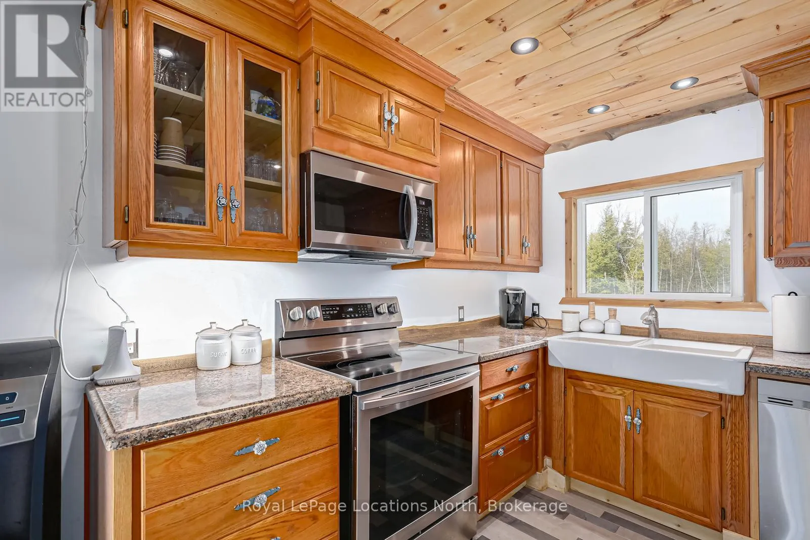 025359 EUPH-ST VINCENT TOWNLINE