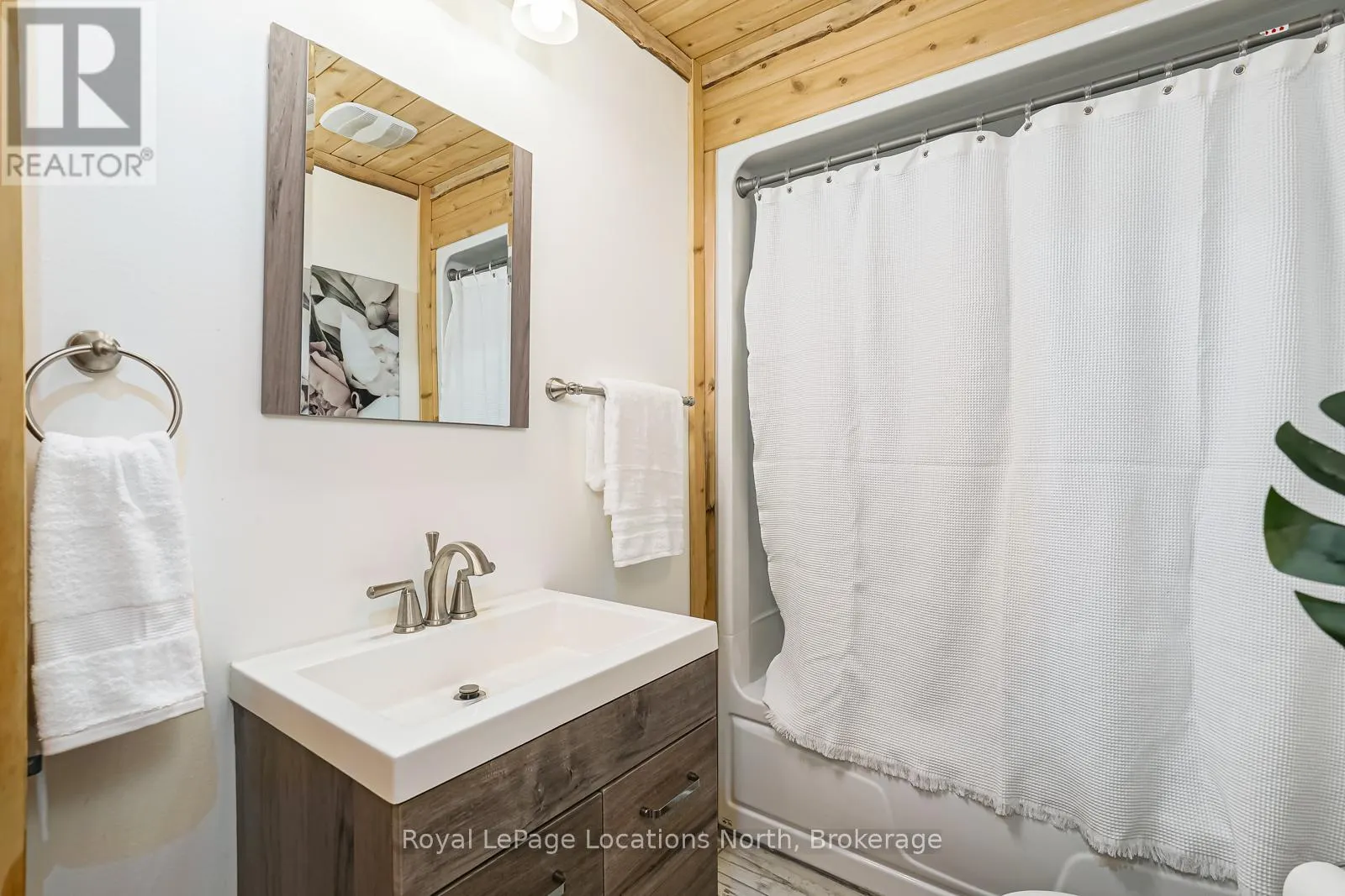 025359 EUPH-ST VINCENT TOWNLINE