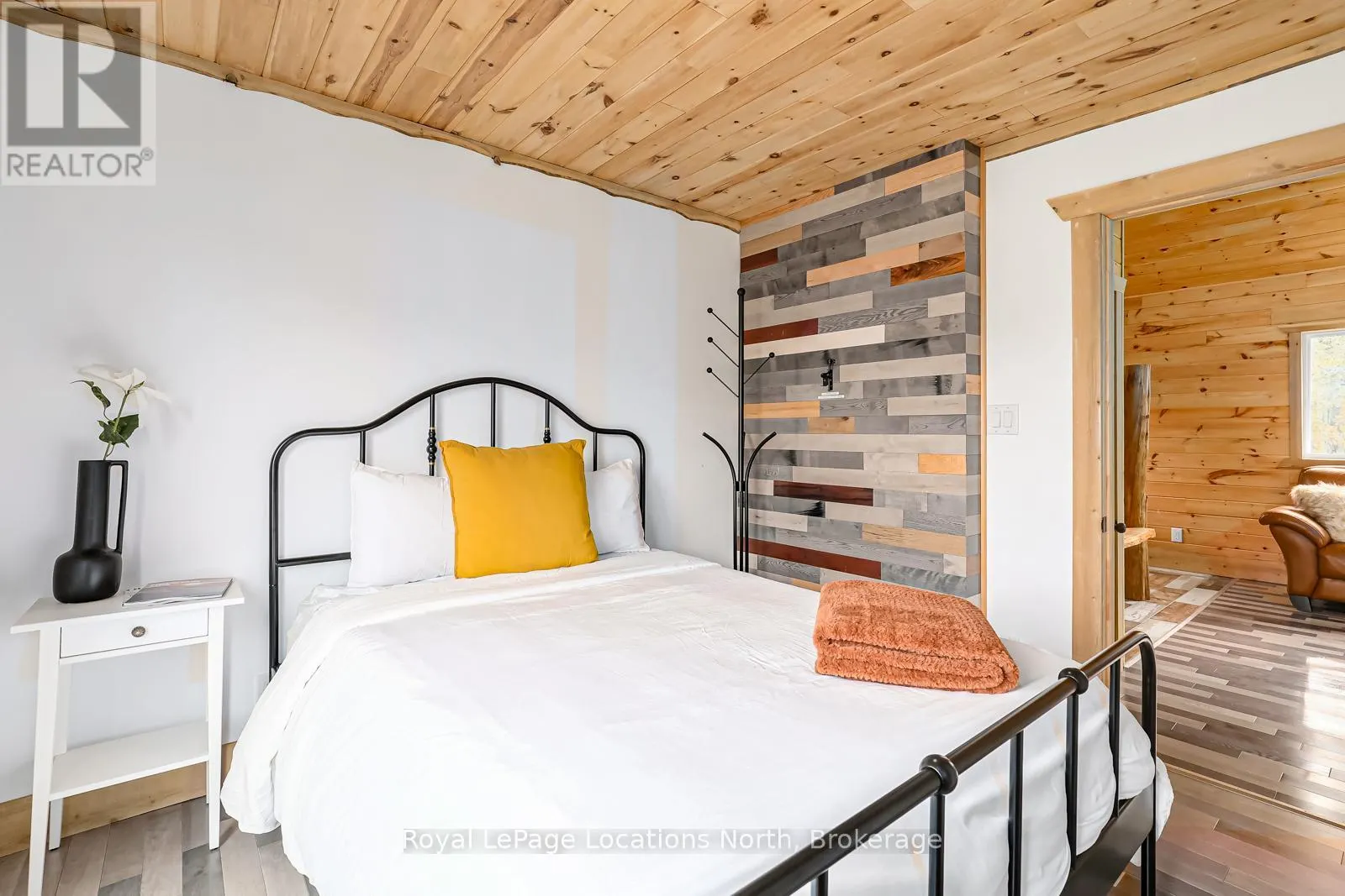 025359 EUPH-ST VINCENT TOWNLINE