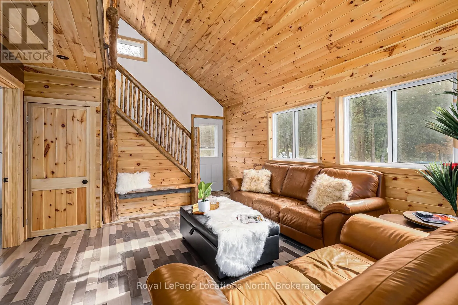 025359 EUPH-ST VINCENT TOWNLINE