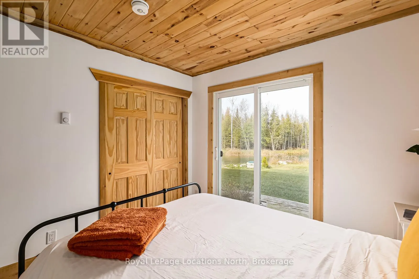 025359 EUPH-ST VINCENT TOWNLINE