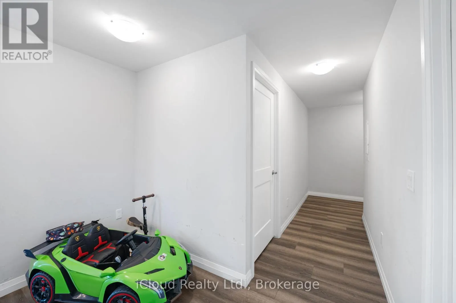 1502 - 108 GARMENT STREET SE