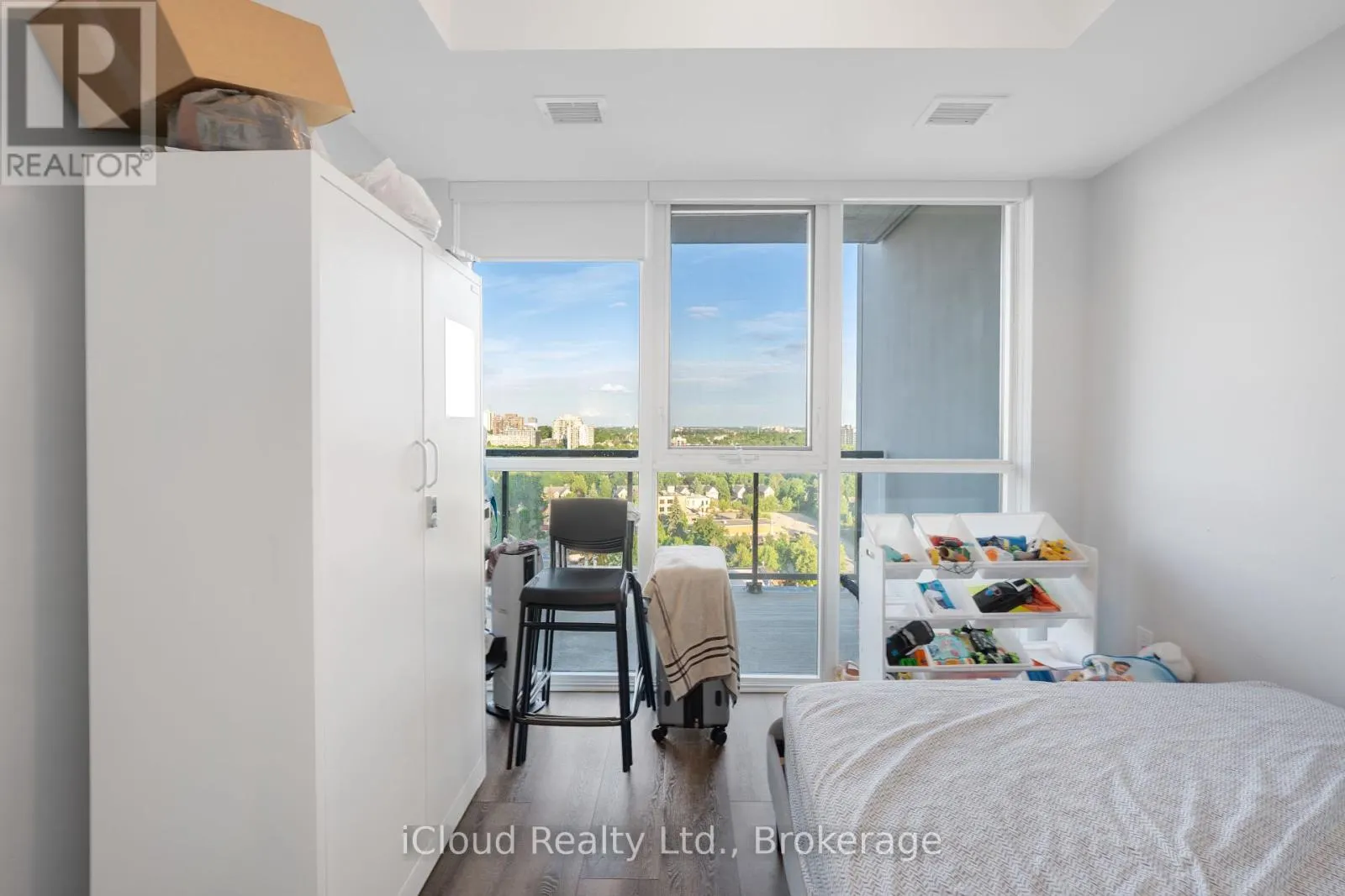 1502 - 108 GARMENT STREET SE