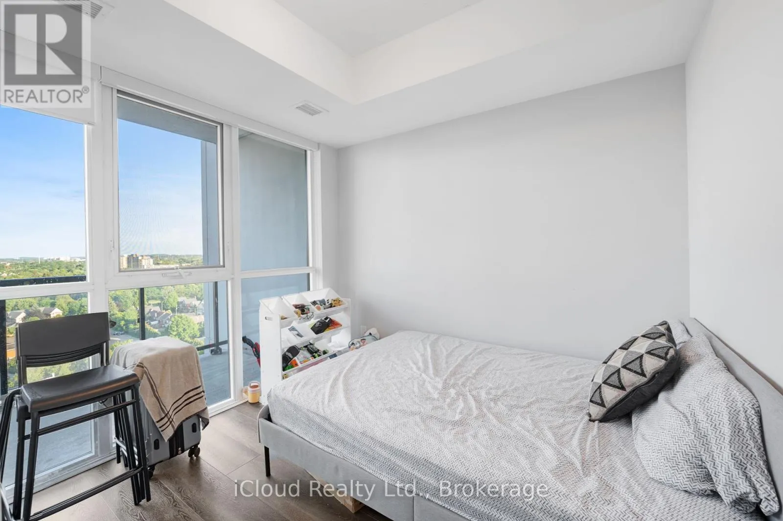 1502 - 108 GARMENT STREET SE