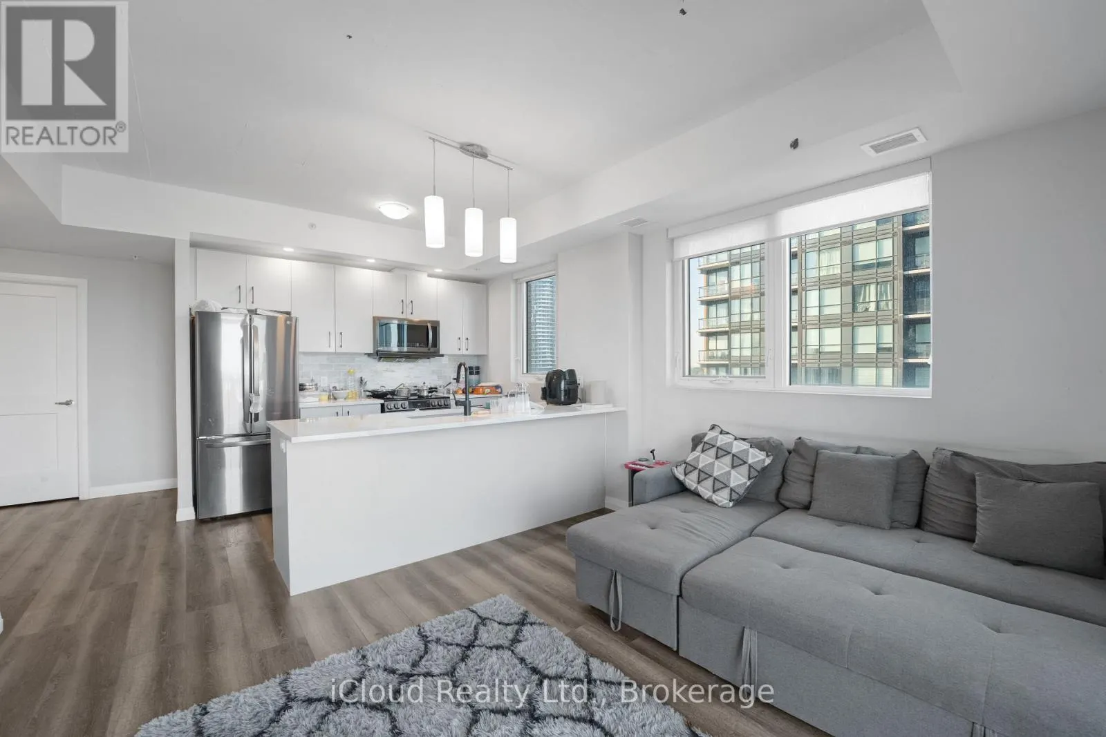 1502 - 108 GARMENT STREET SE