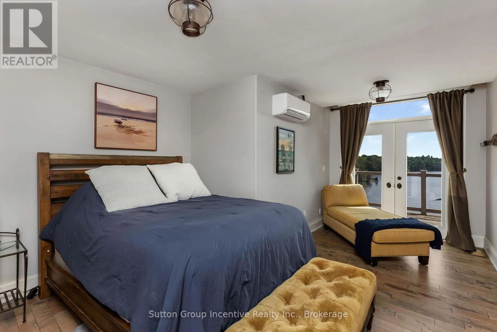 15 GORDON POINT LANE