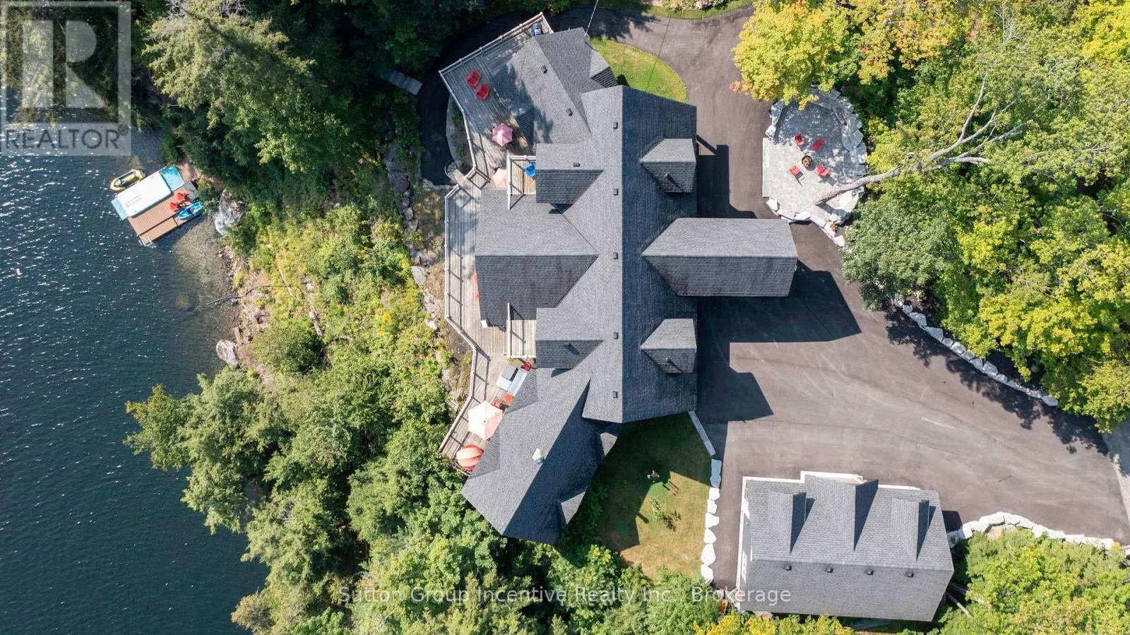 15 GORDON POINT LANE