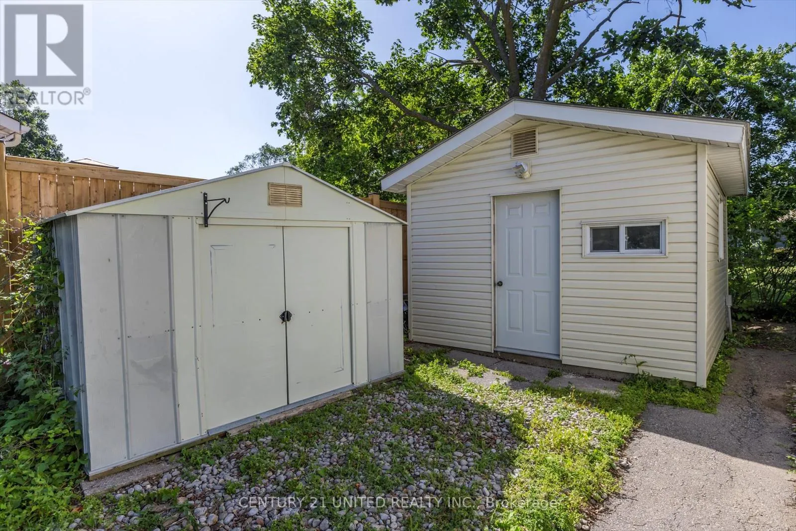 236 LEE STREET