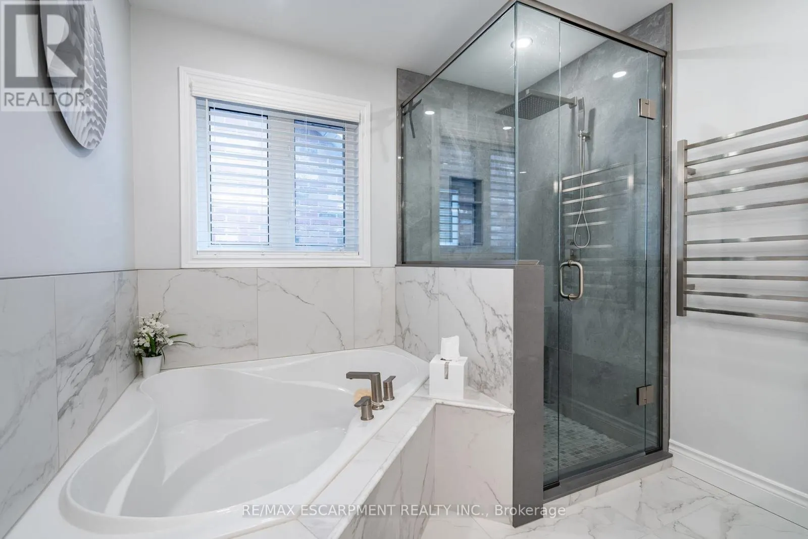 7 VOLTERRA COURT