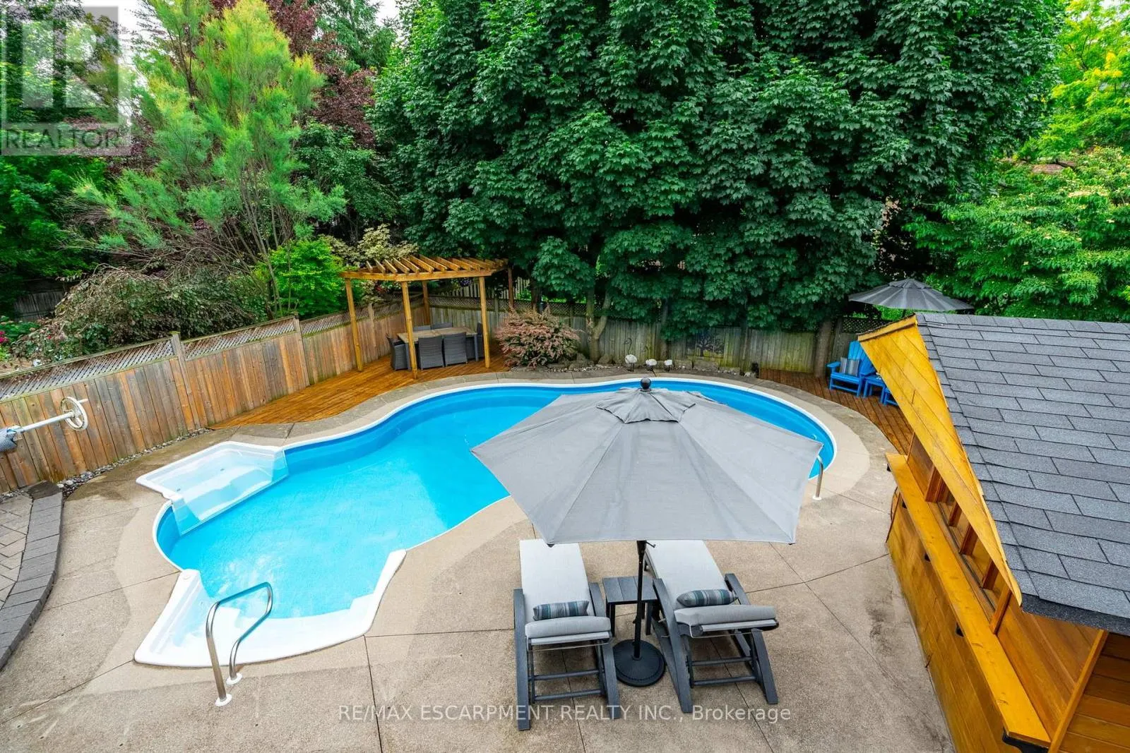 7 VOLTERRA COURT