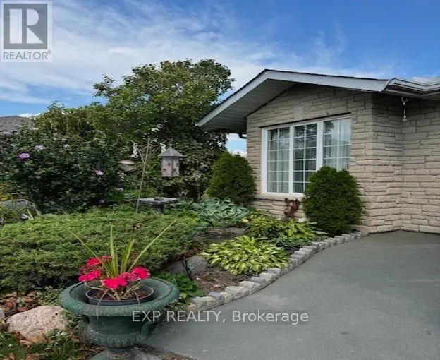 680 TRAILVIEW DRIVE