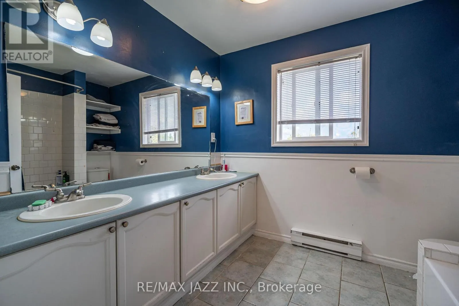 1087 ISLAND VIEW DRIVE