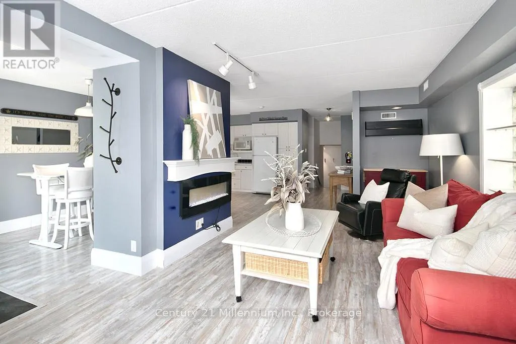 121 - 796404 GREY ROAD 19, #121
