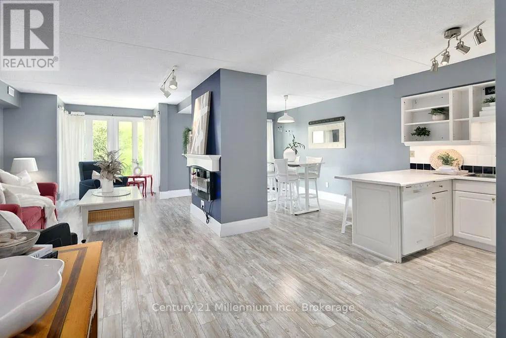 121 - 796404 GREY ROAD 19, #121