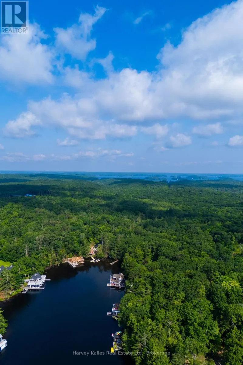 4 - 1254 BARLOCHAN ROAD, #4