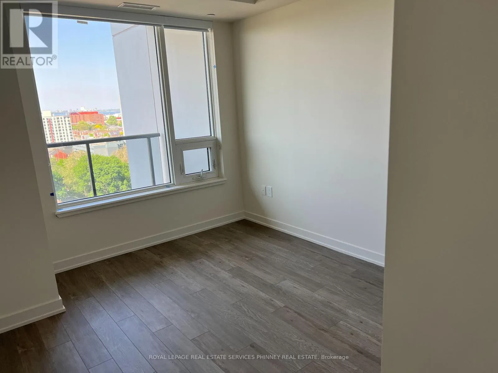 1222 - 212 KING WILLIAM STREET