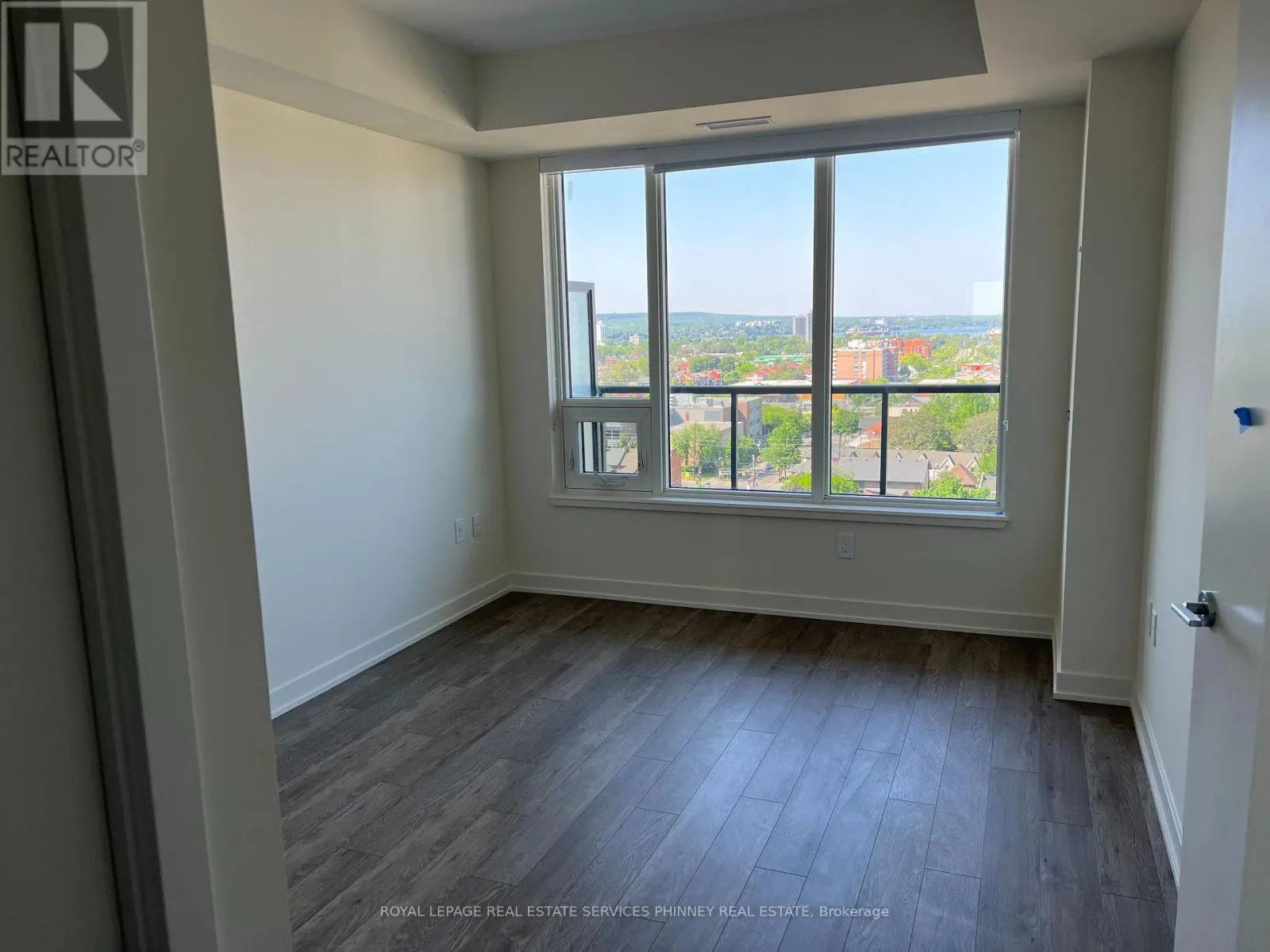 1222 - 212 KING WILLIAM STREET