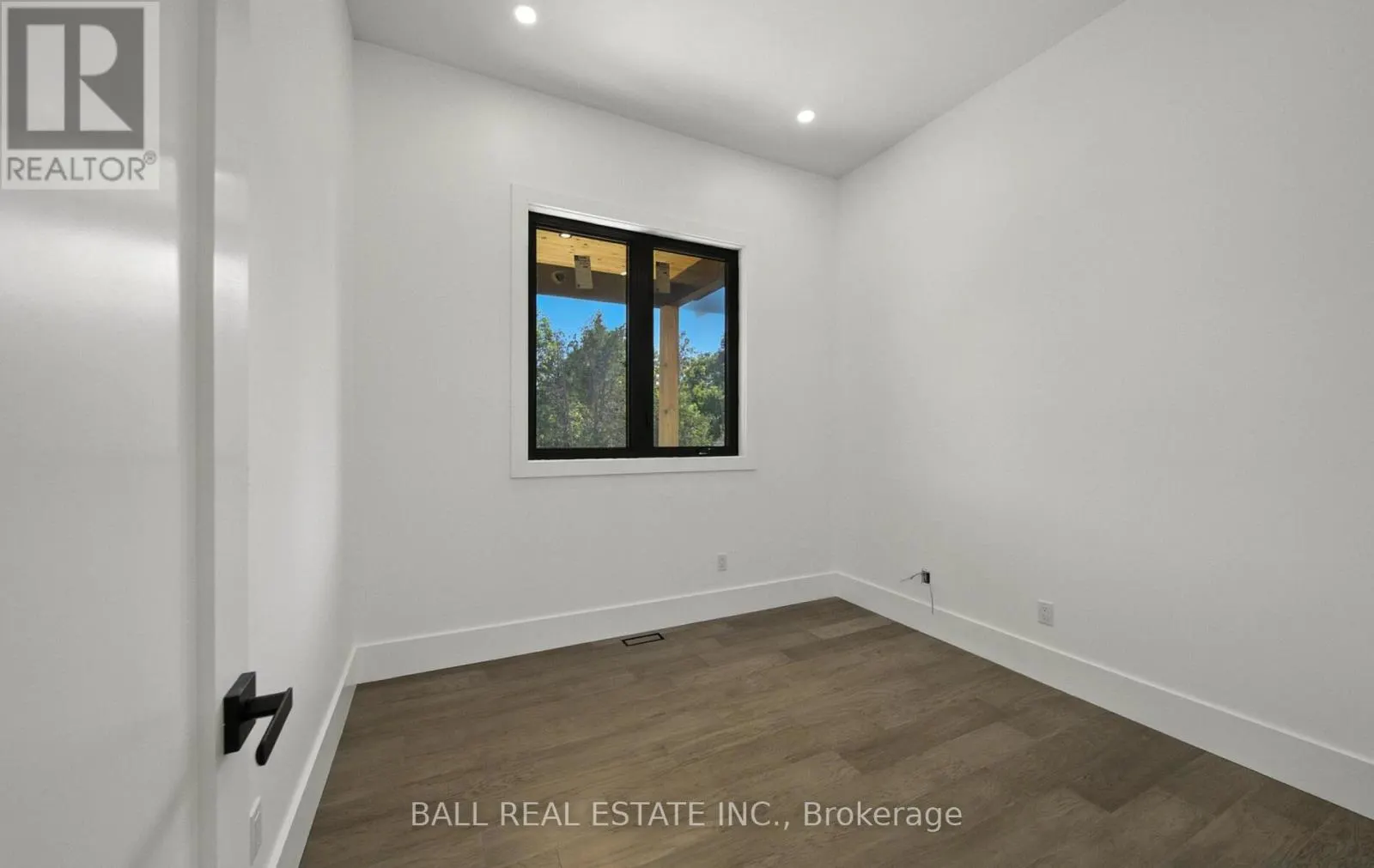 80 BIRCH CRESCENT