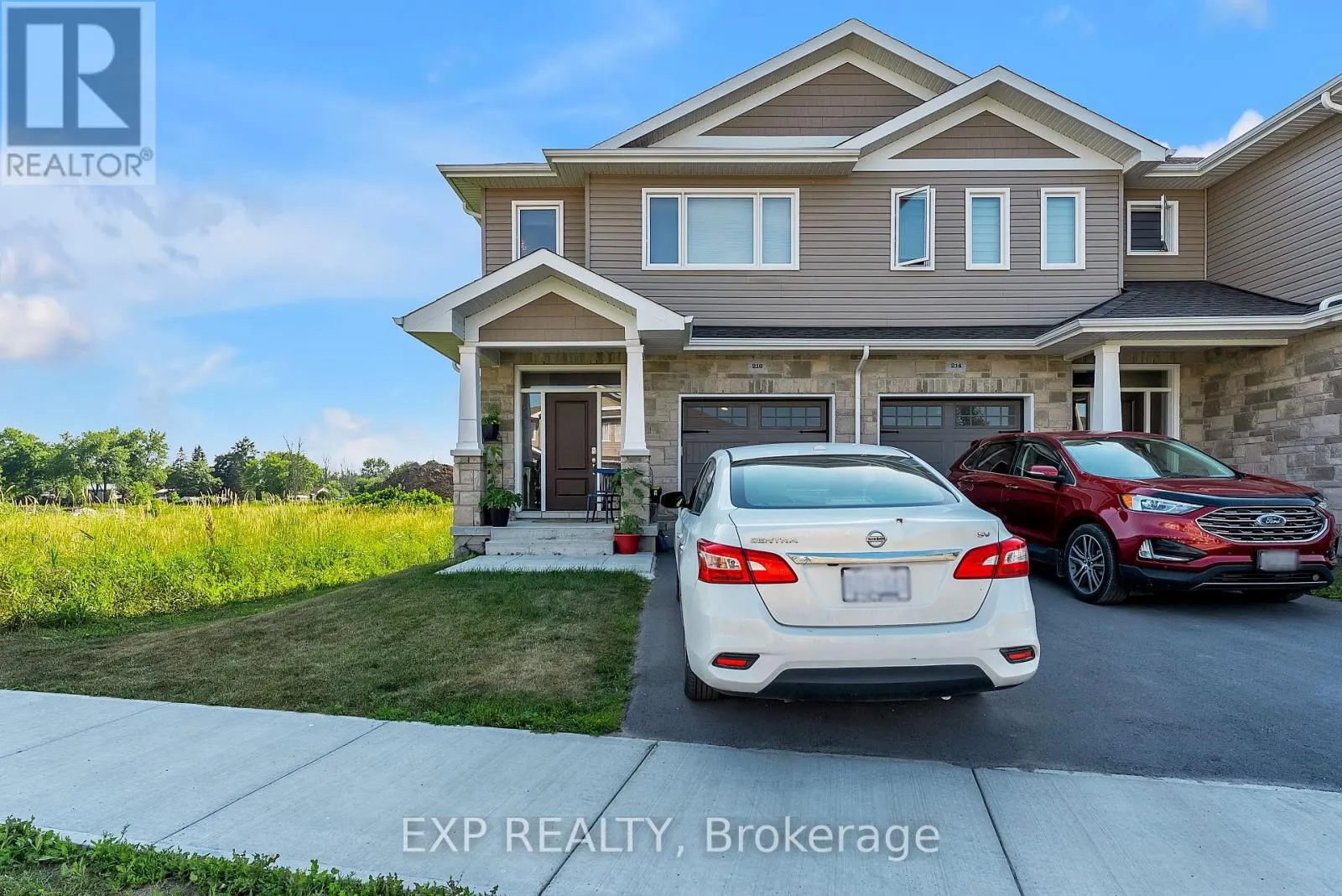 216 HERITAGE PARK DRIVE