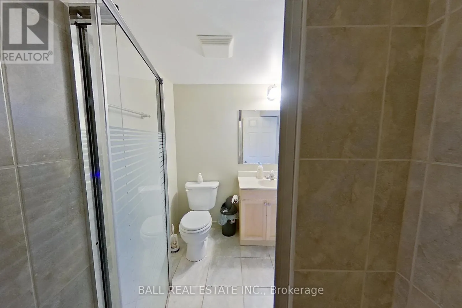 1305 BRIDLE DRIVE