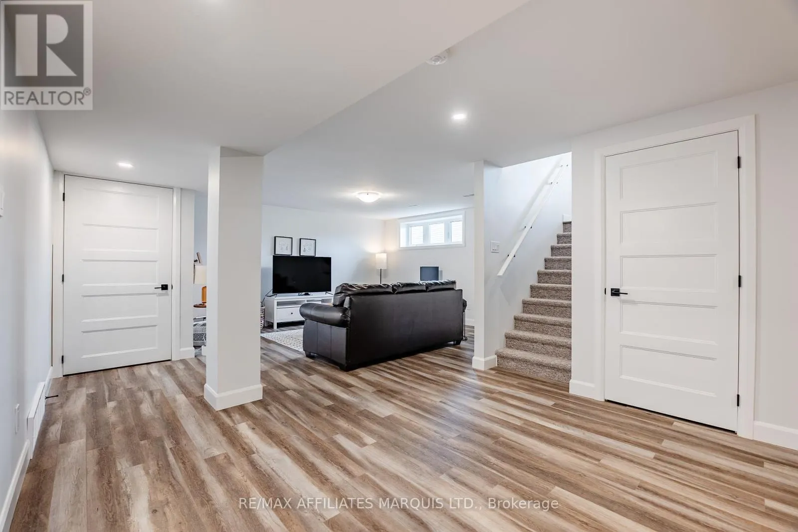 269 GILLIS AVENUE