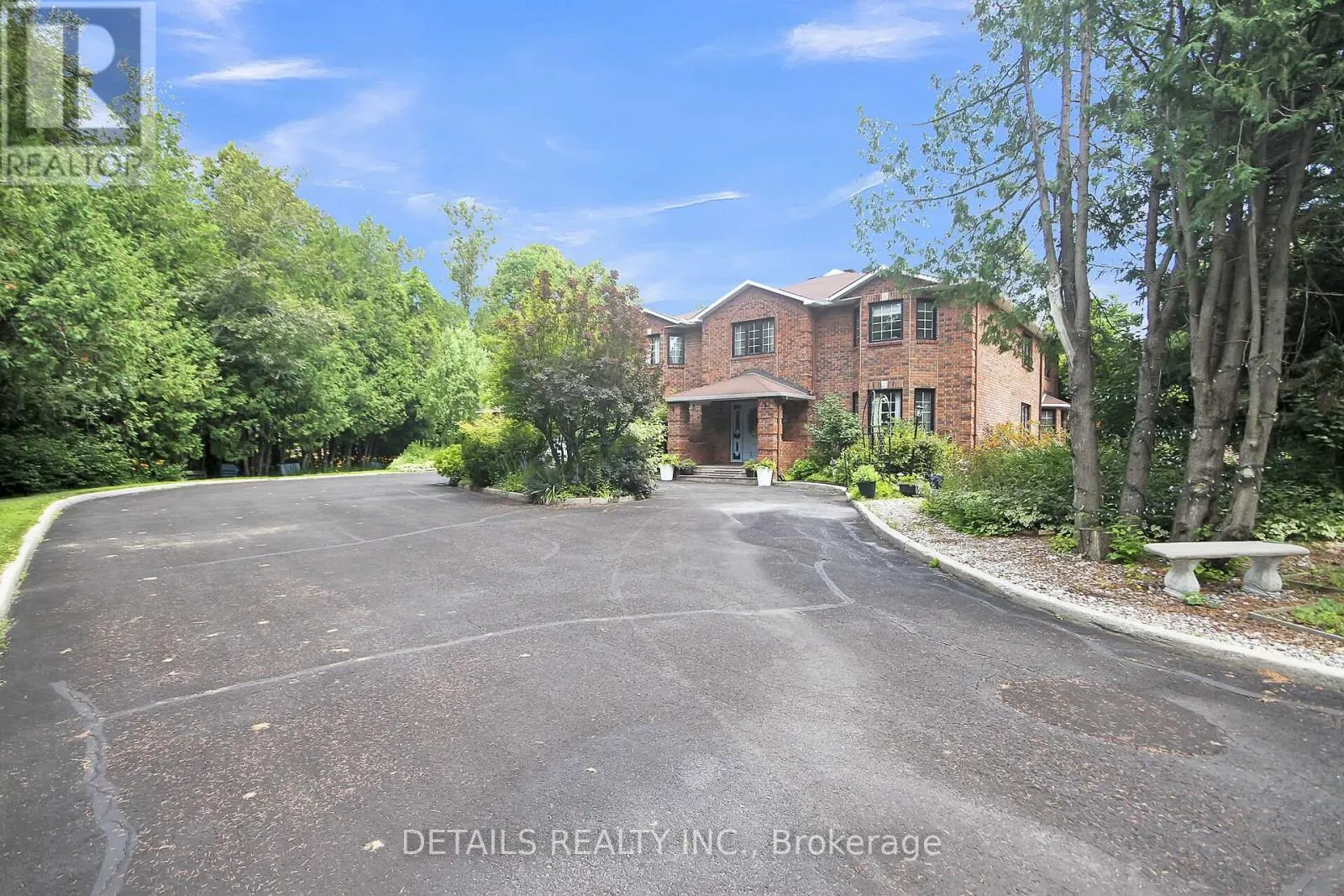 1341 SHYLO CRESCENT