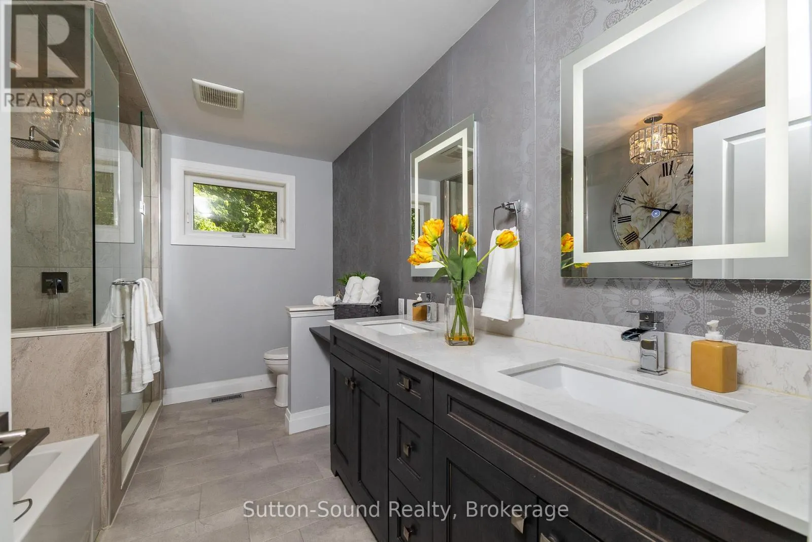359288 GREY RD 15 ROAD