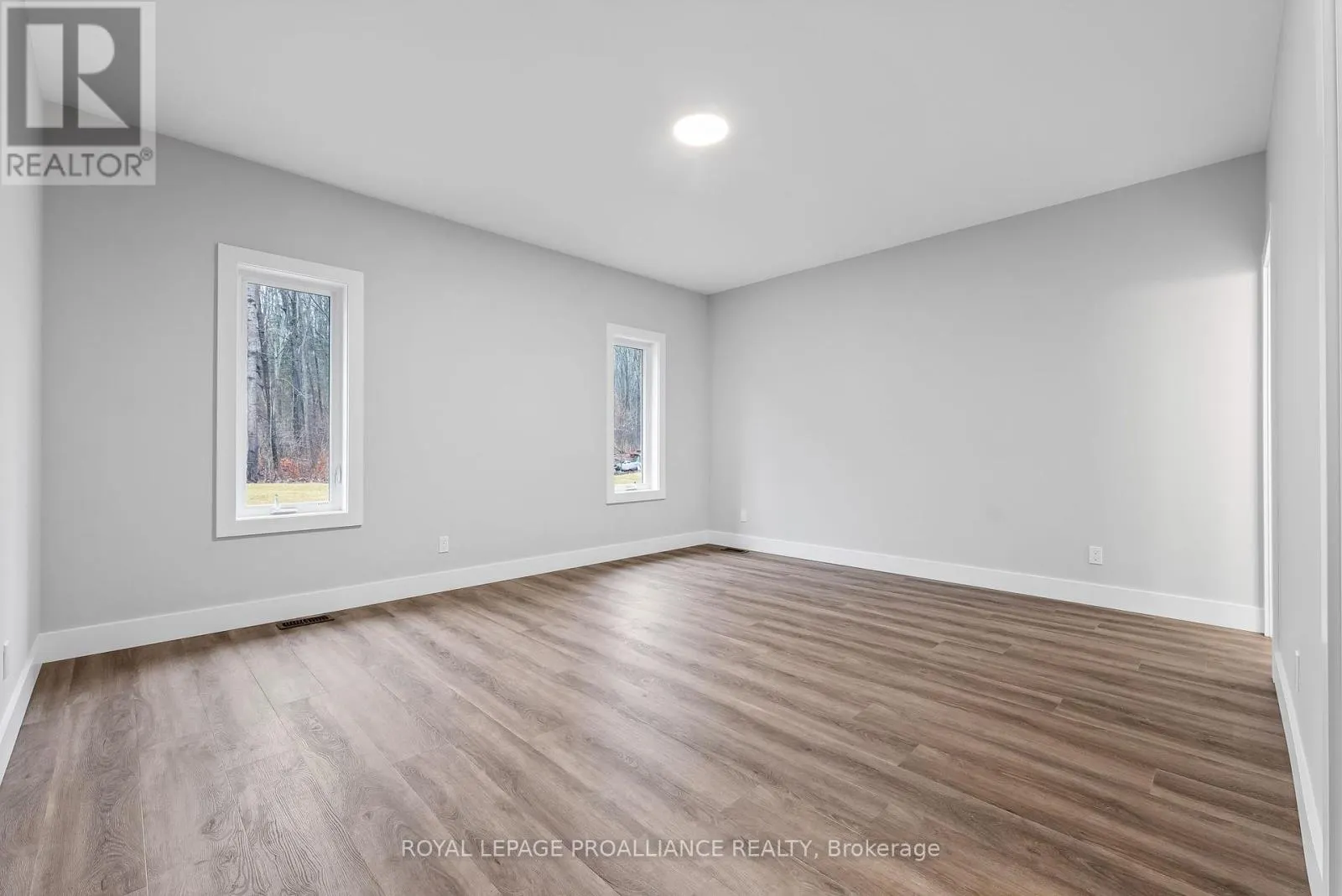 60 RIVERSIDE TRAIL