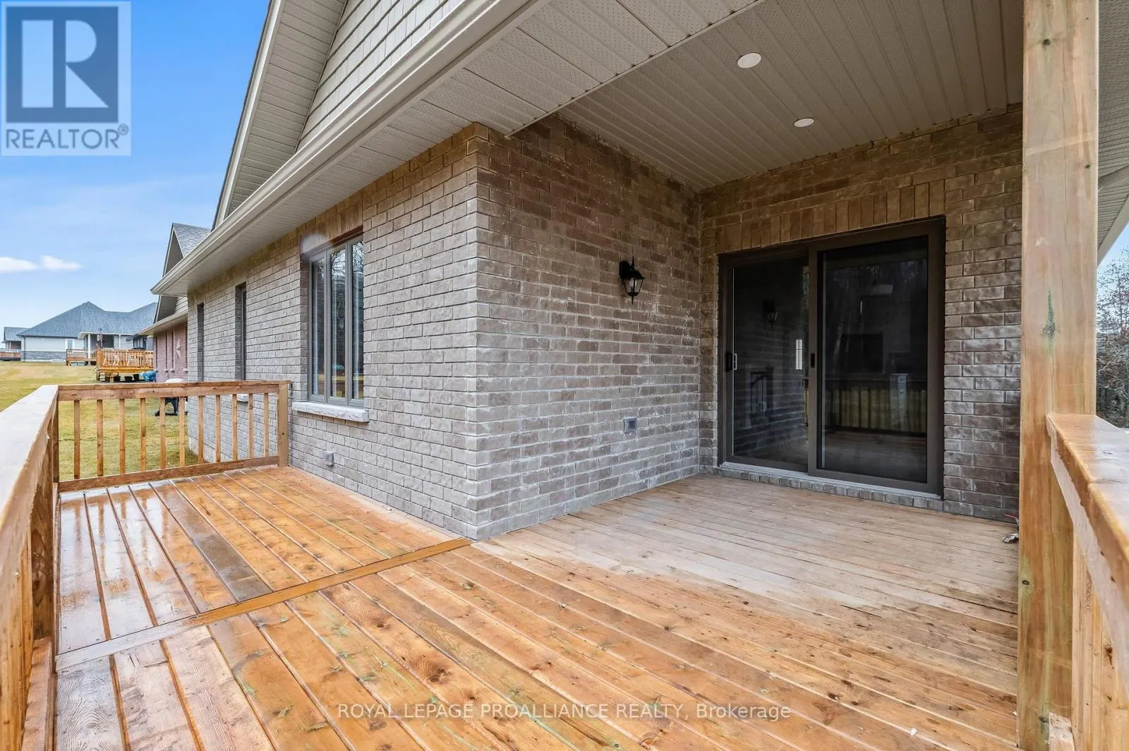 60 RIVERSIDE TRAIL