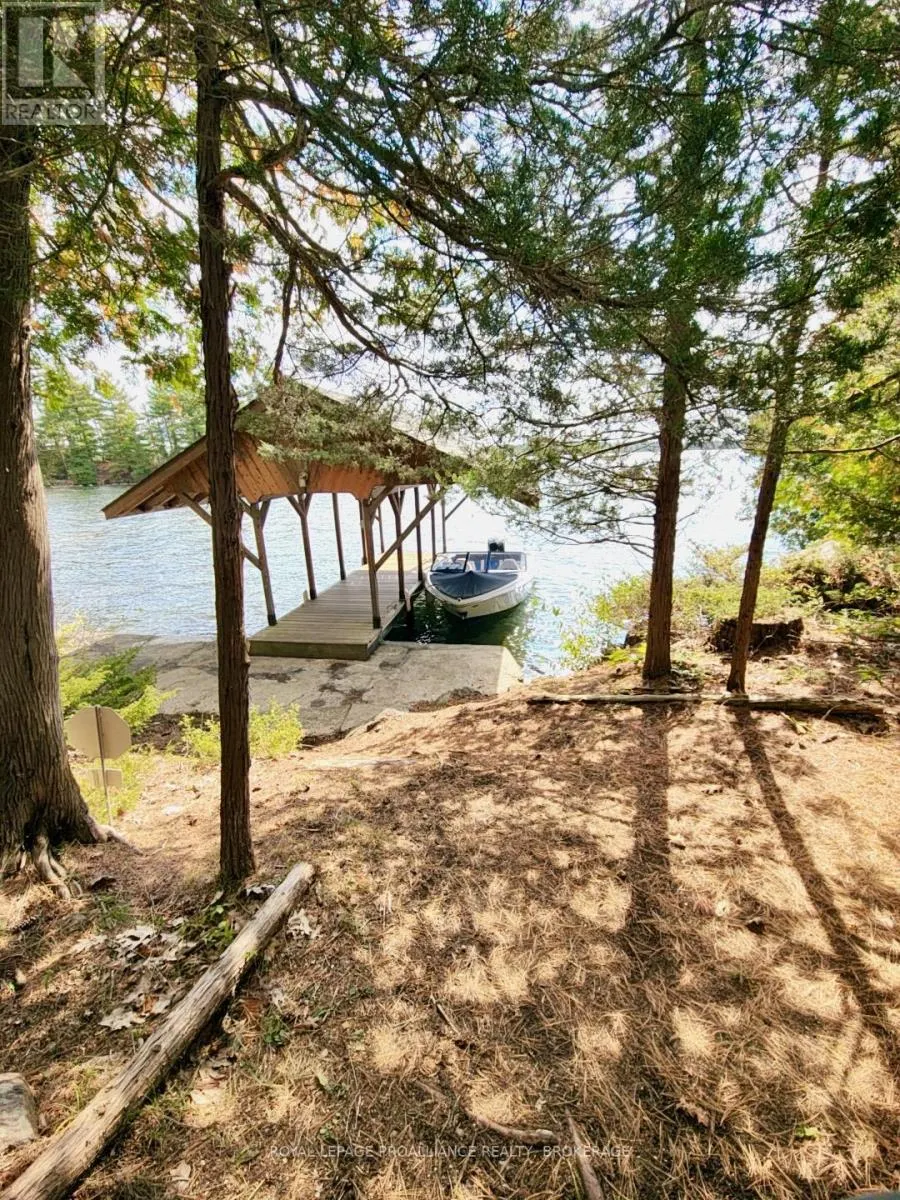 20800 HORSESHOE ISLAND