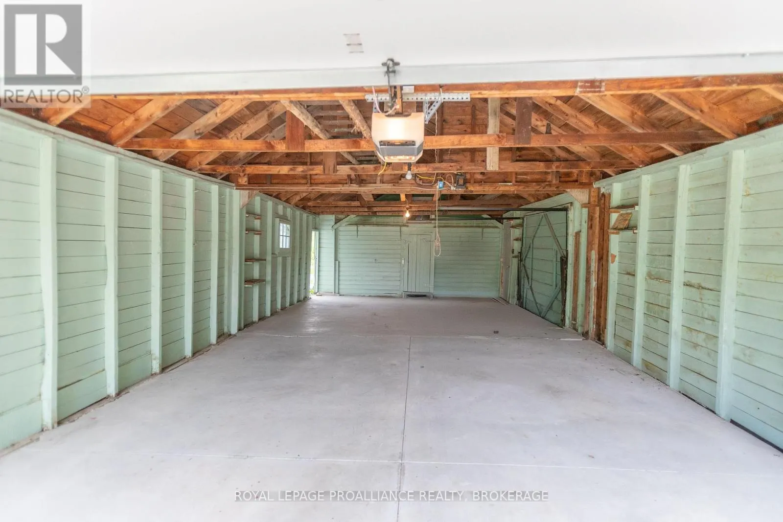 20800 HORSESHOE ISLAND
