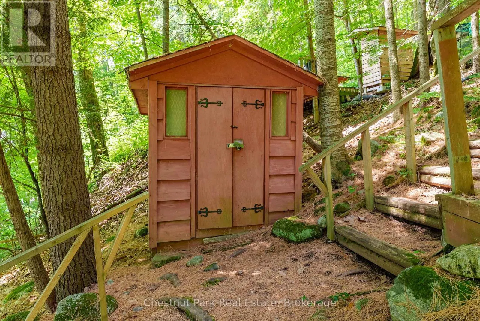 1054 10 DEEWOOD DRIVE