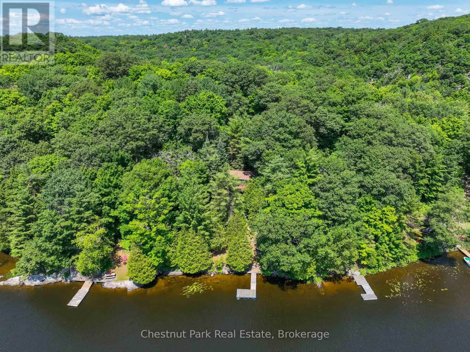 1054 10 DEEWOOD DRIVE