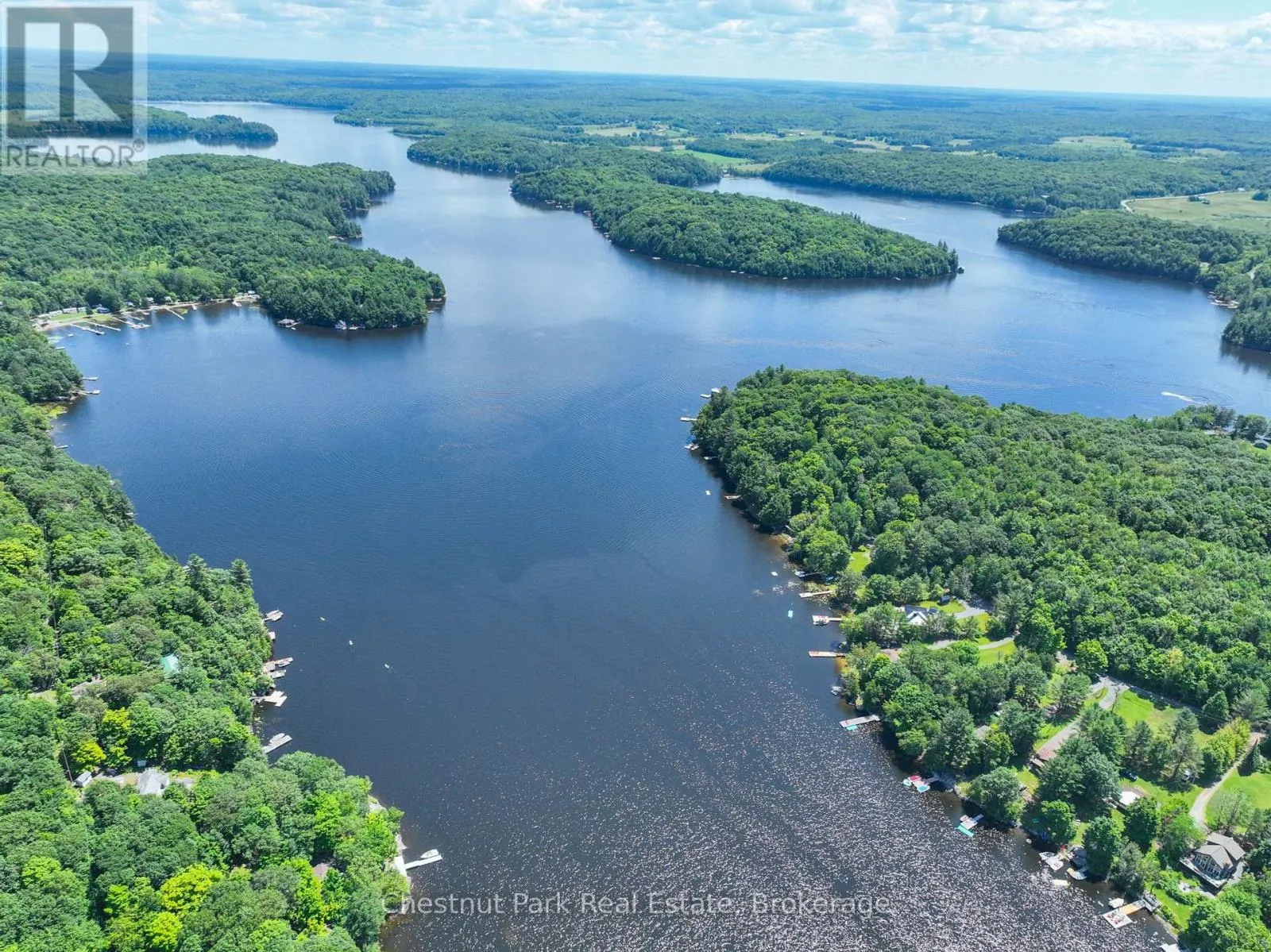 1054 10 DEEWOOD DRIVE